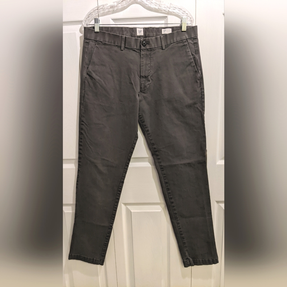 GAP men's slim 33x34" chinos khakis grey